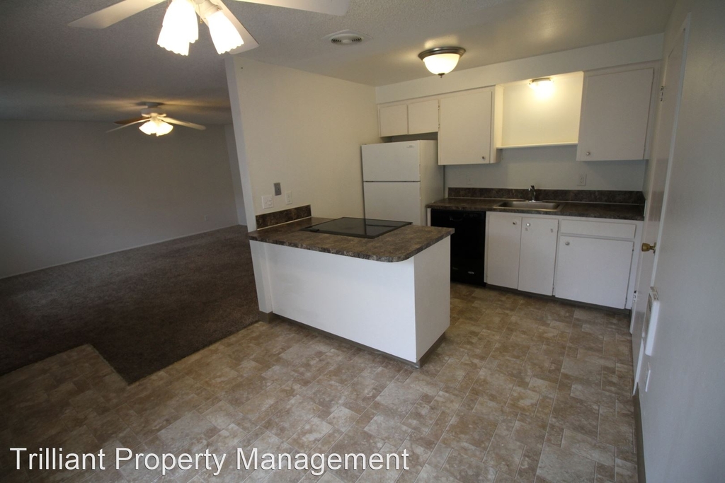 777 Boone Rd Se #12 - Photo 0