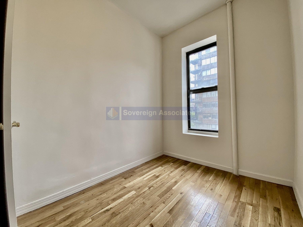 1270 First Avenue - Photo 5