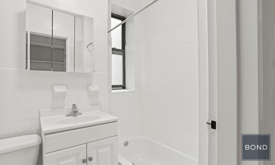 West 151st Street - Photo 5