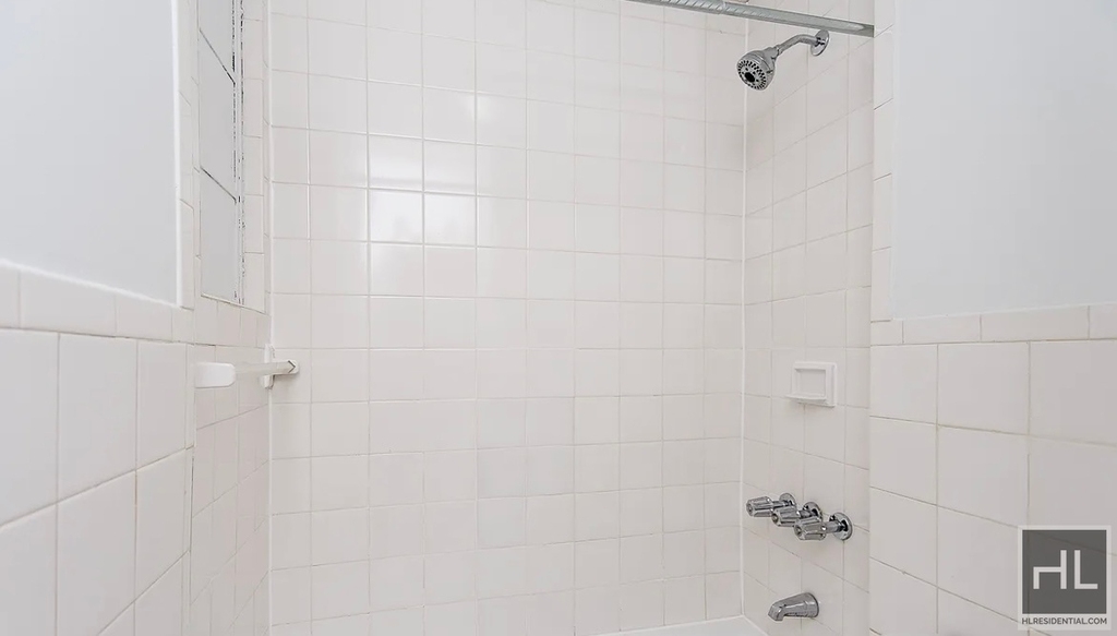 207 East 88th Street - Photo 9