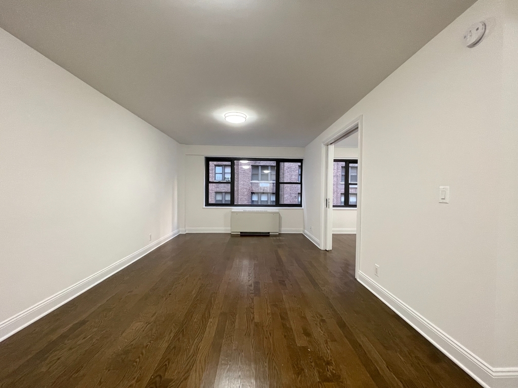 East 56th Street & Sutton Pl - Photo 1