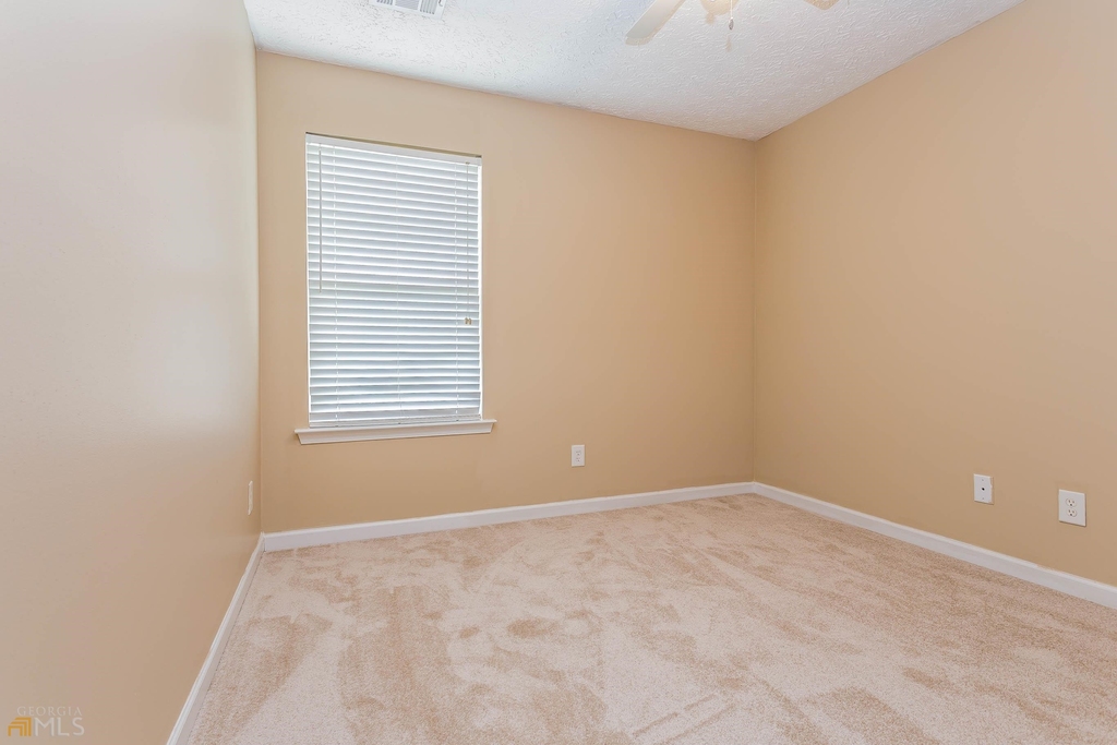 106 Nacoochee Way - Photo 13