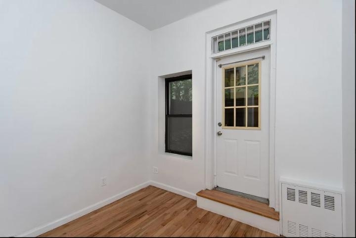 East 84th Street - Photo 5