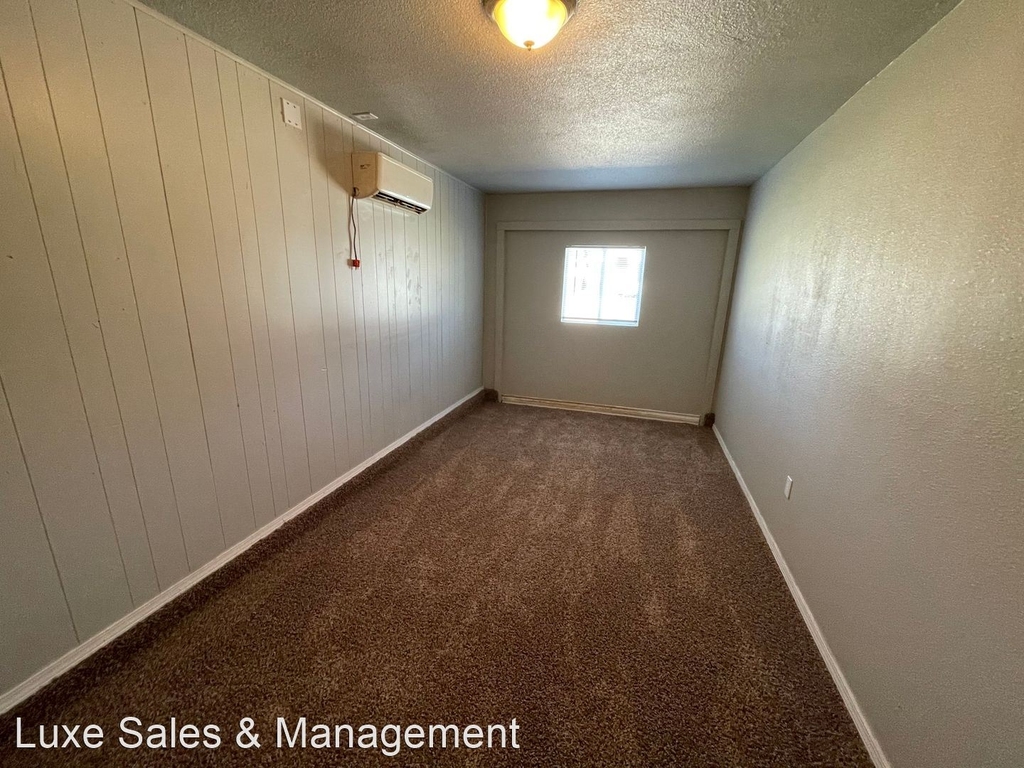 1020 Sw 68th Street - Photo 17