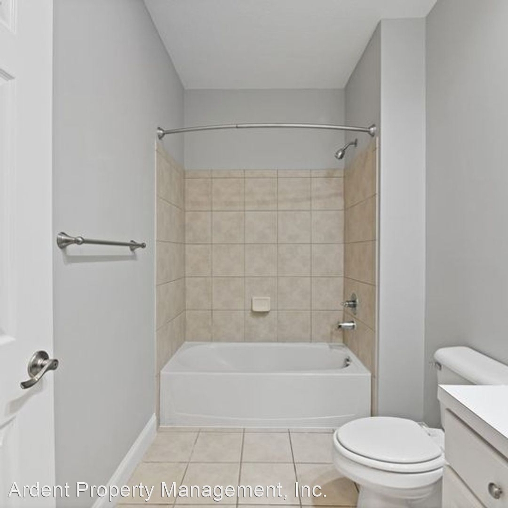 2245 Riverside Drive #212 - Photo 35