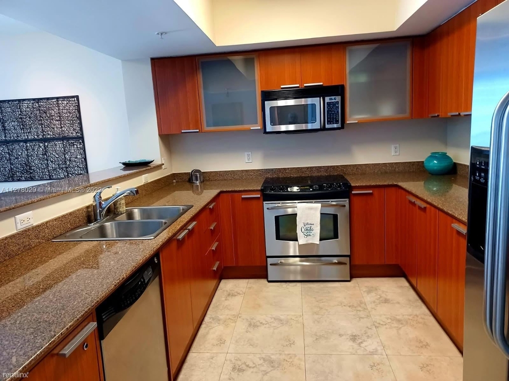 16699 Collins Ave Apt 1605 - Photo 4