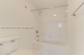 2474 Centergate Dr - Photo 16