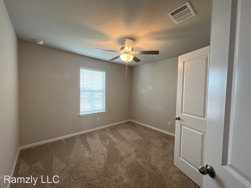 813 Lone Peak - Photo 6