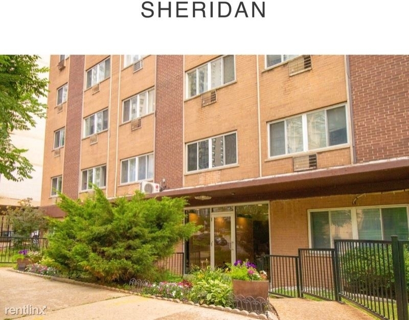 5746 N Sheridan Rd - Photo 3