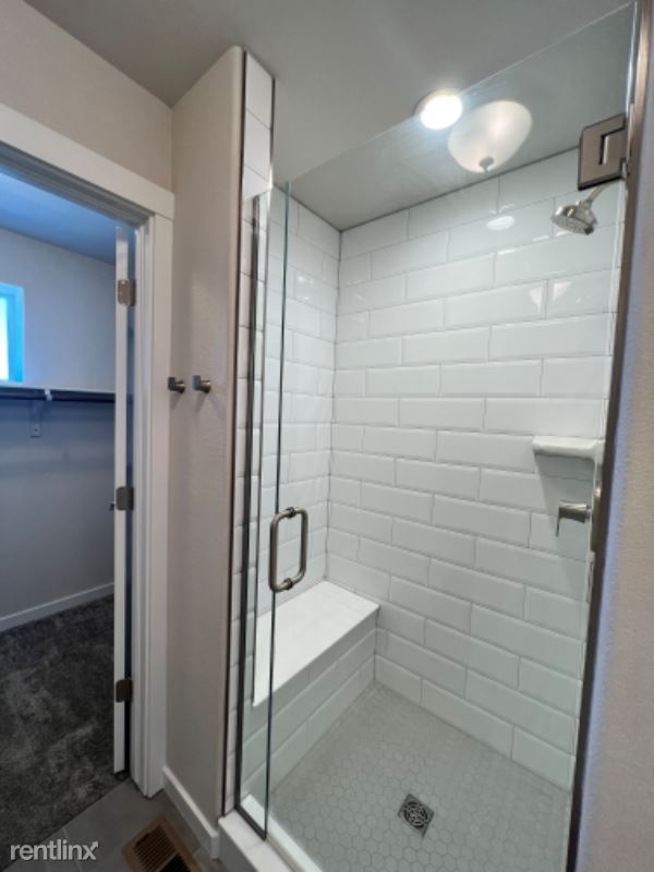 8724 Vaunt Ct - Photo 20