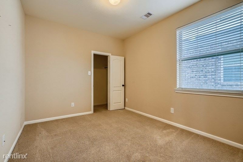 17106 Upper Ridge Lane - Photo 14