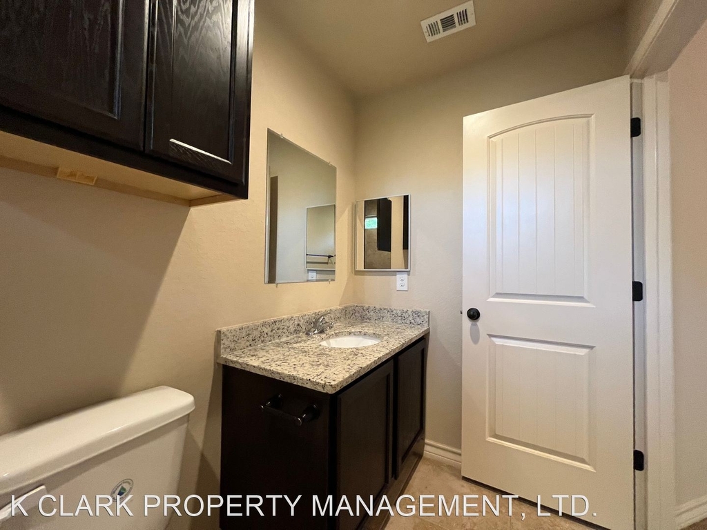 6874 Lakeview Dr #101 - Photo 20