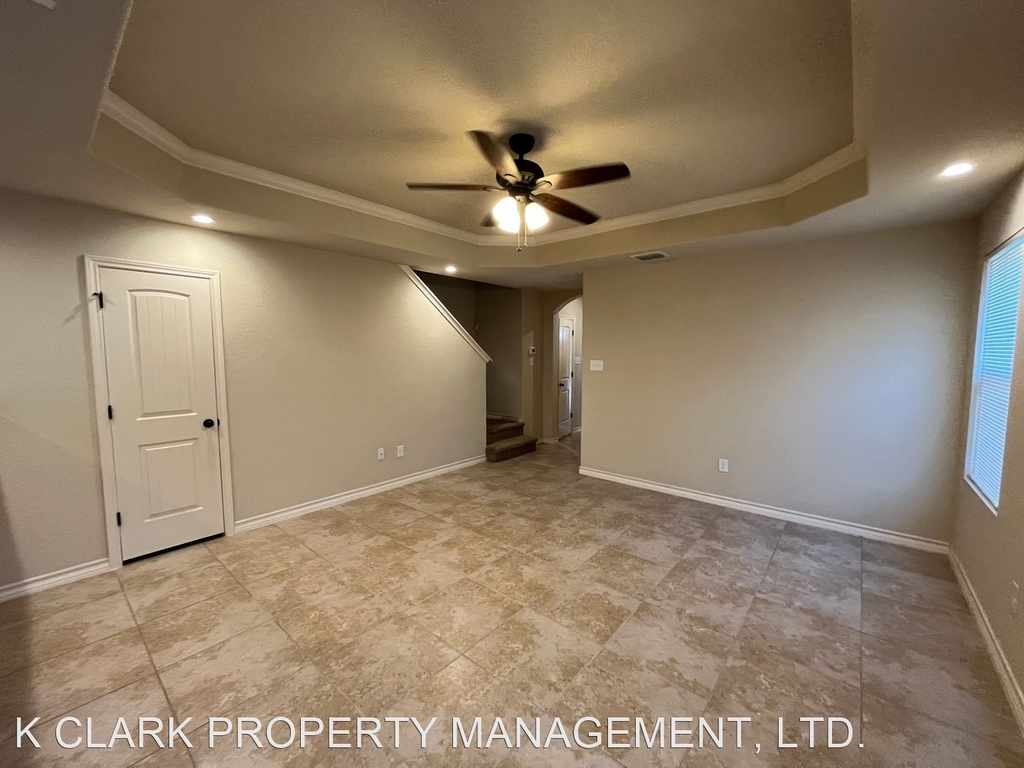 6874 Lakeview Dr #101 - Photo 5