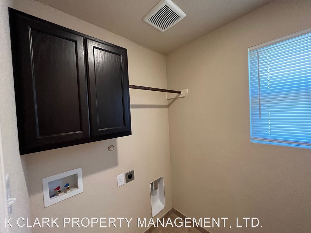 6874 Lakeview Dr #101 - Photo 29