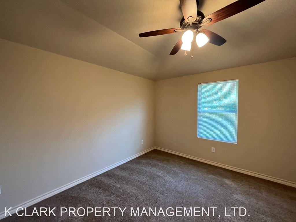 6874 Lakeview Dr #101 - Photo 15