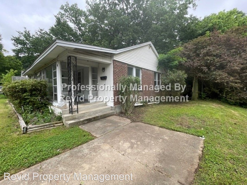 3712 Marion Ave - Photo 1