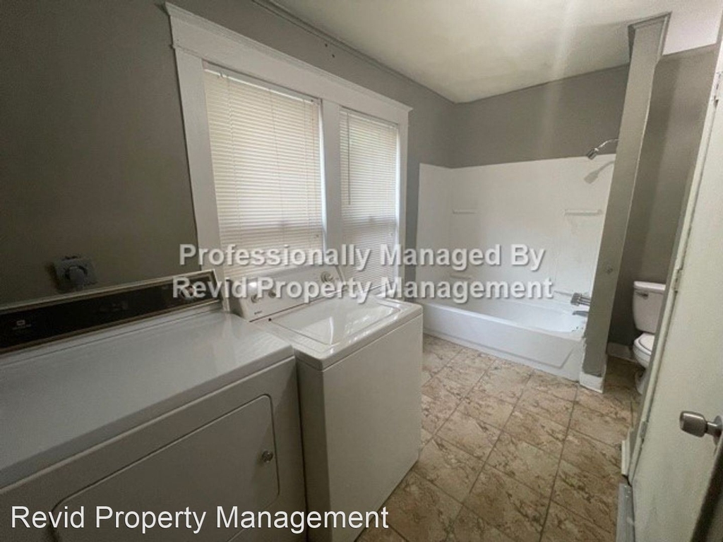 3712 Marion Ave - Photo 16