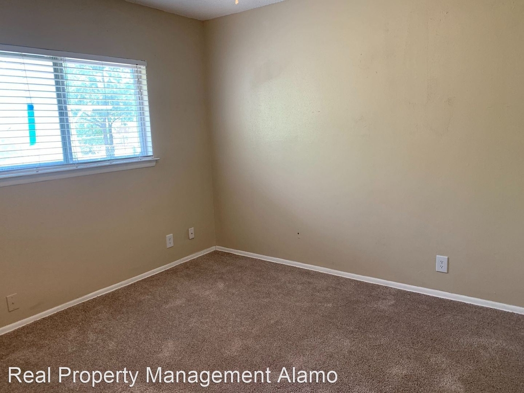 5018 Swann Lane - Photo 5