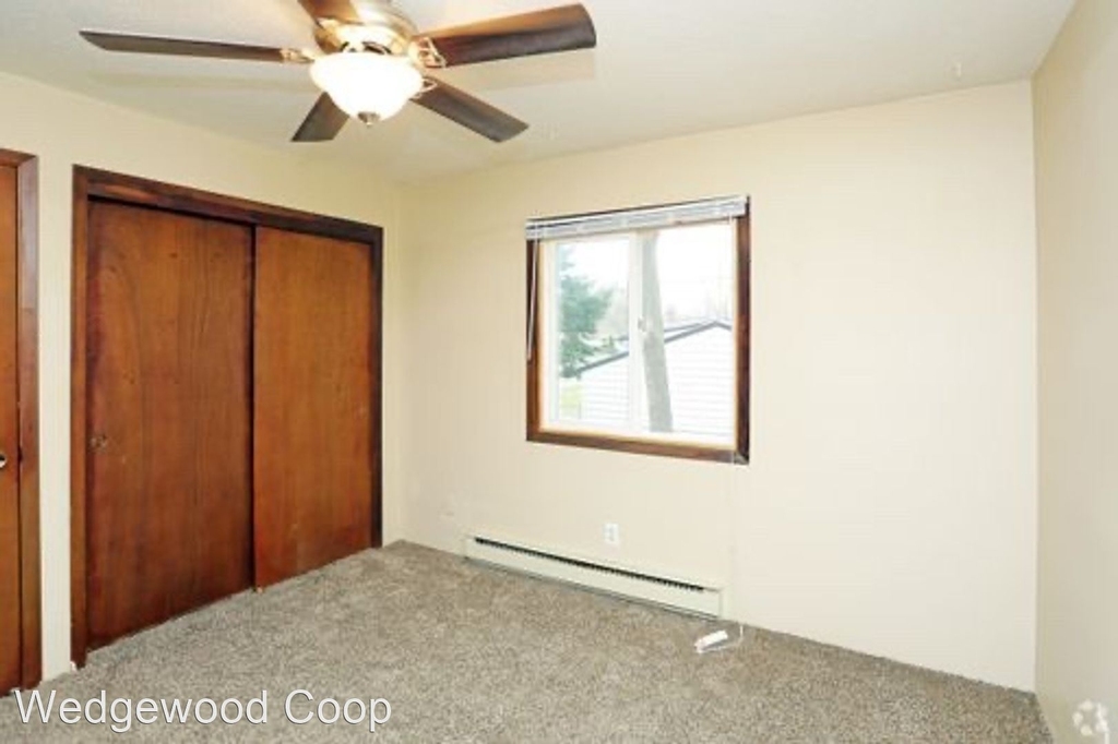 2555 - 2557 Wedgewood Rd - Photo 4