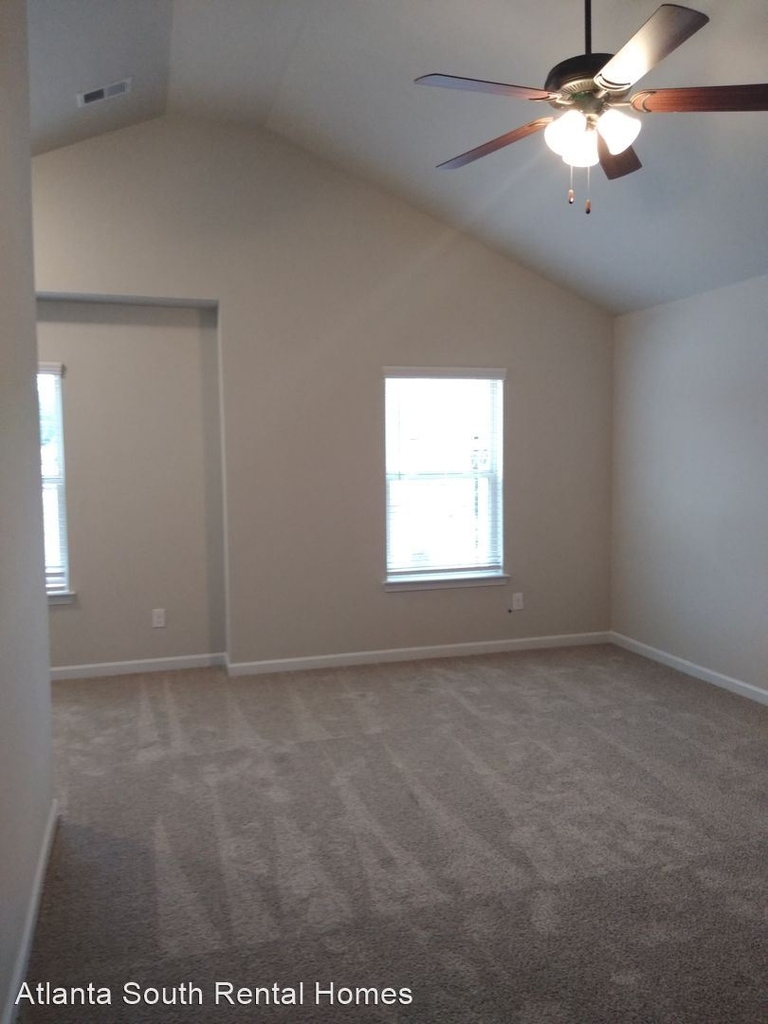 1088 Mcconaughy Ct - Photo 11