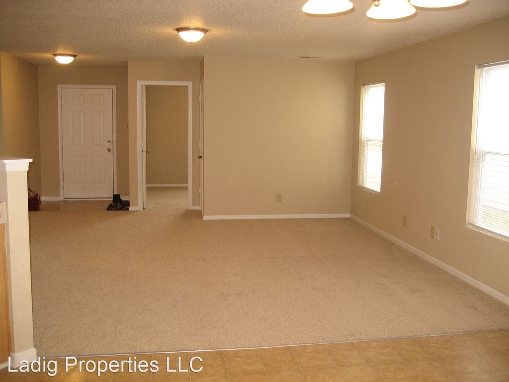 12243 Belfry Drive - Photo 3