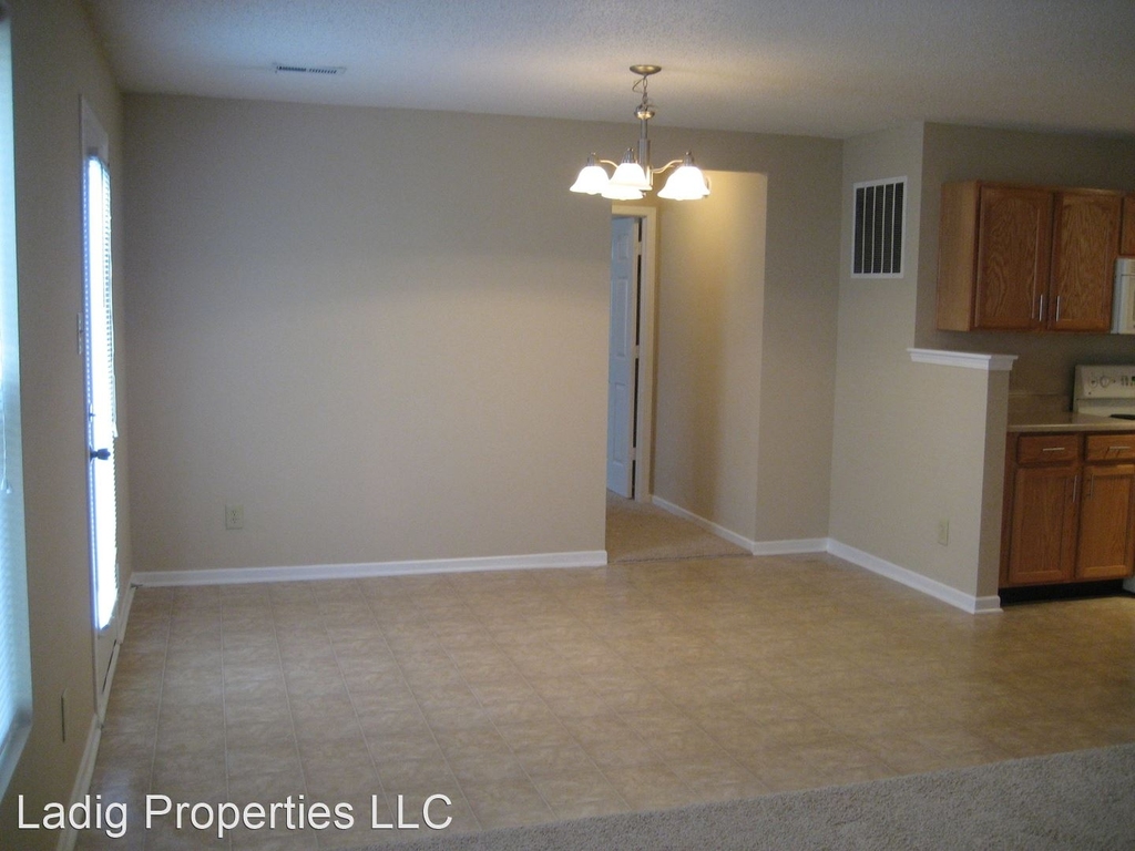 12243 Belfry Drive - Photo 4