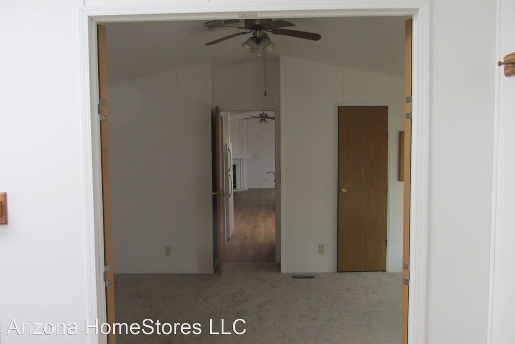 4215 S. Lyle Ct. - Photo 10