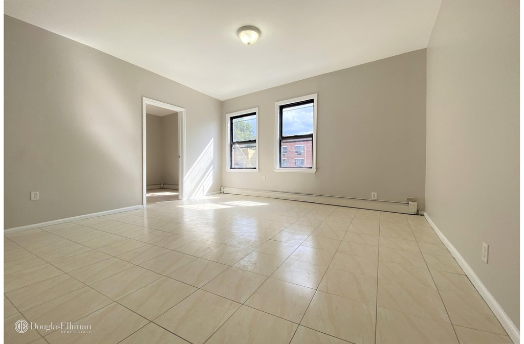 839 Morris Park Ave - Photo 1