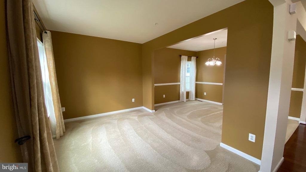 7006 Marabou Court - Photo 32