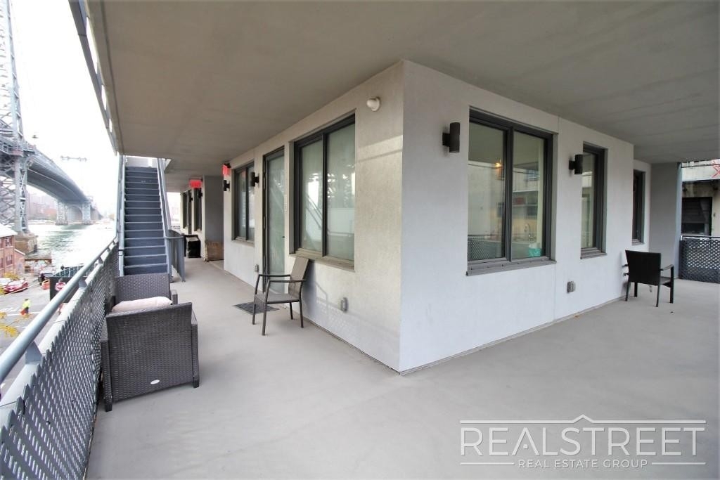 349 Kent Ave - Photo 15