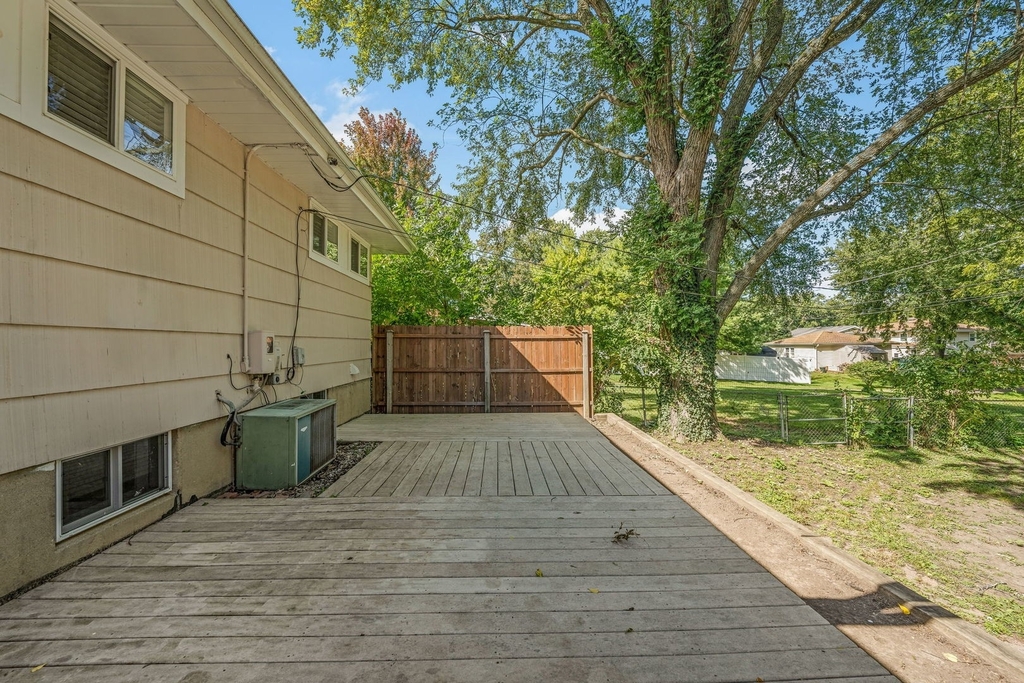 244 Lincoln Avenue - Photo 31