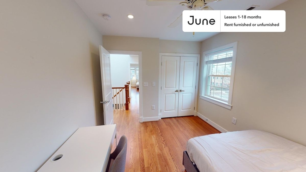 1845 Burke Street - Photo 25