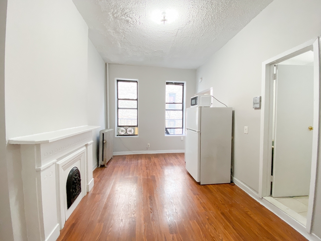 2295 Adam Clayton Powell Jr Boulevard - Photo 3