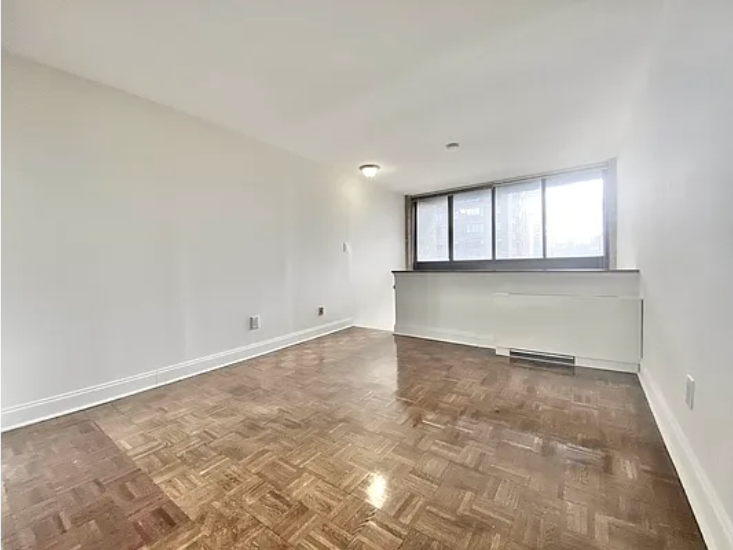 153 East 32nd Street - Photo 8