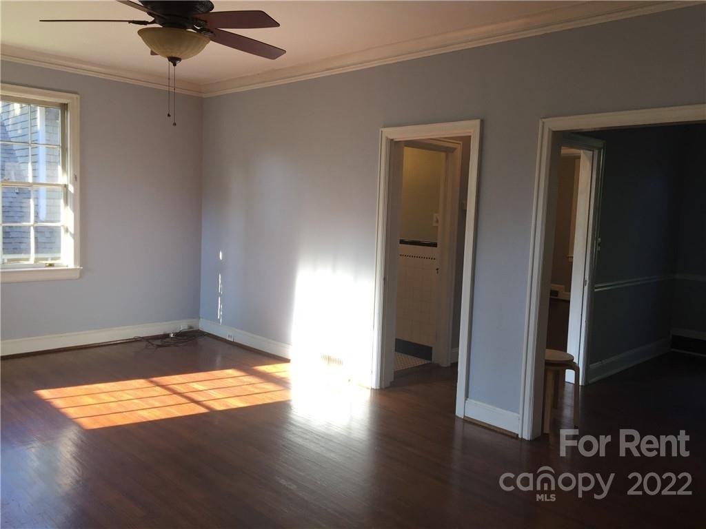 2033 Dilworth Road W - Photo 1