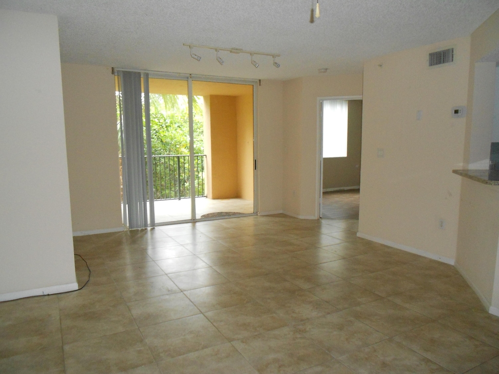 300 Scotia Drive - Photo 1