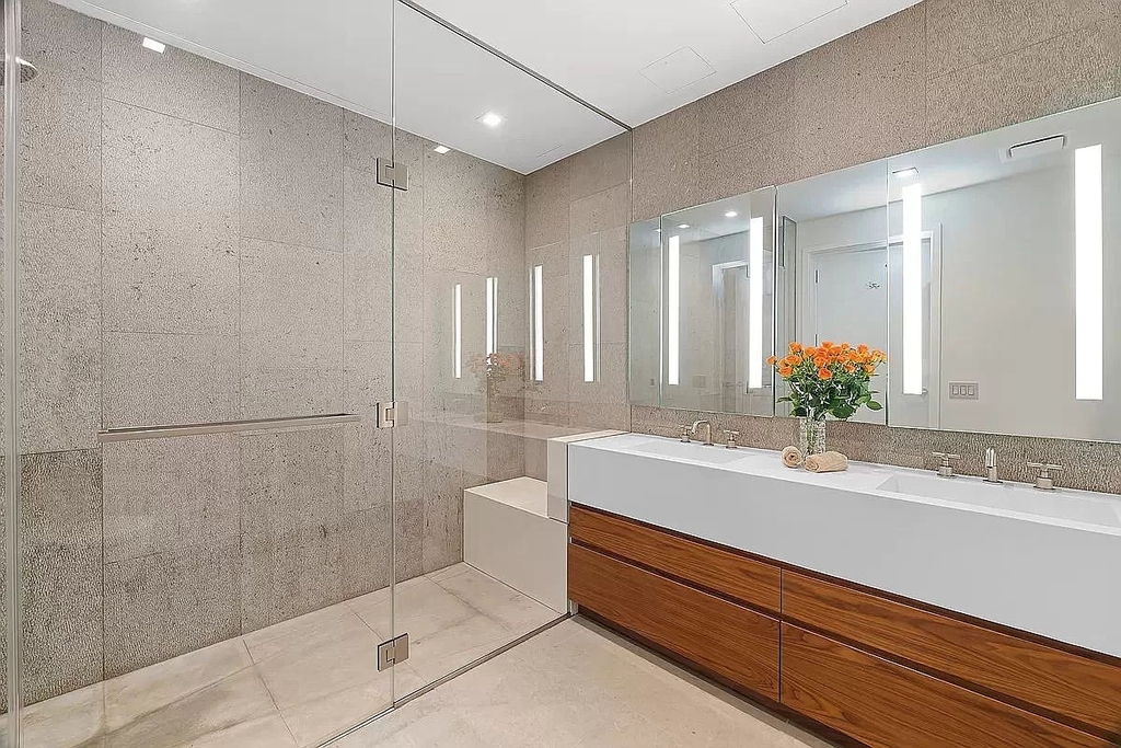 360 East 89th Street - Photo 6