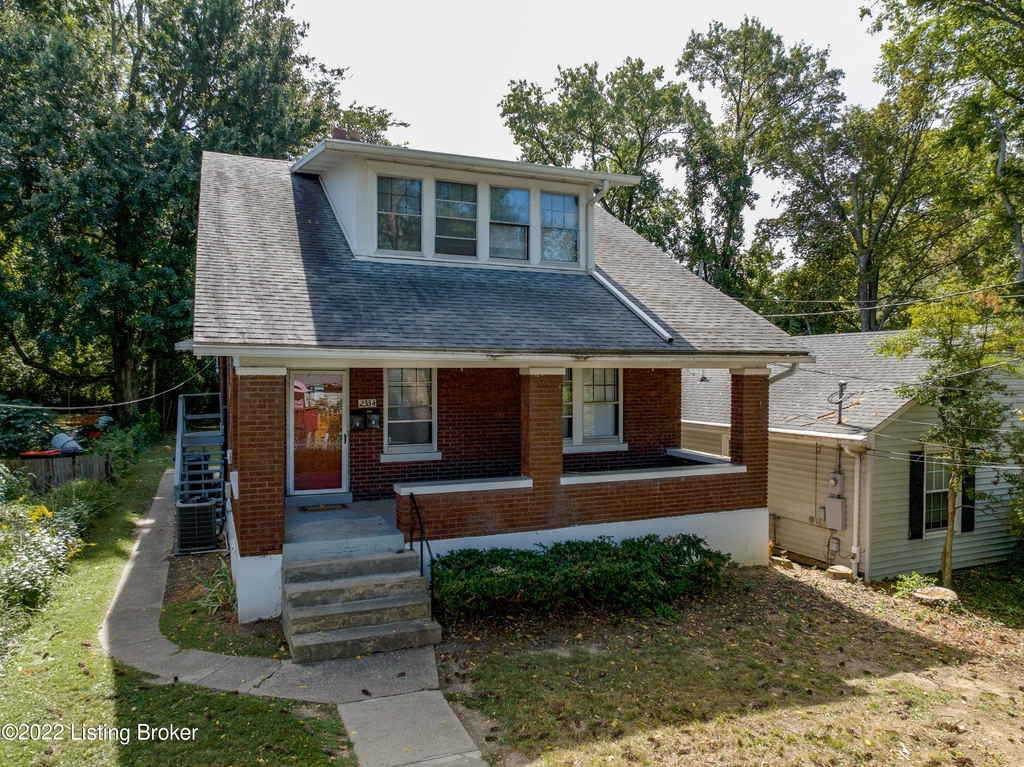 2334 Page Ave - Photo 1