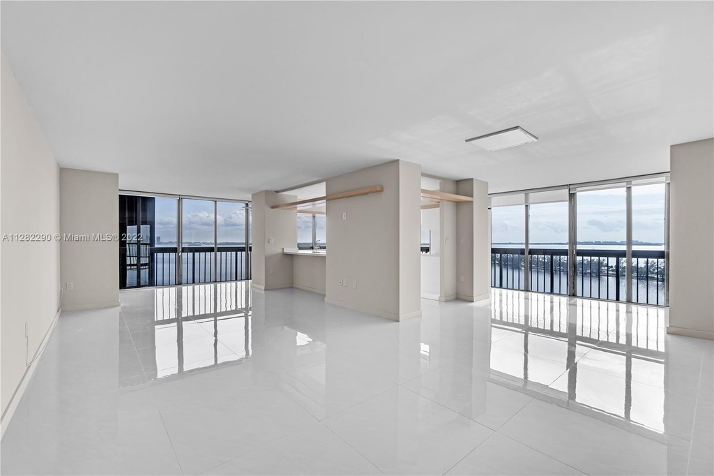 2333 Brickell Ave. - Photo 5