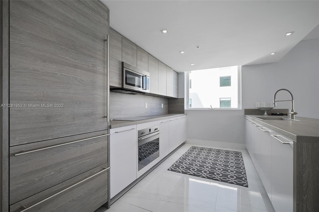 400 Sunny Isles Blvd - Photo 9