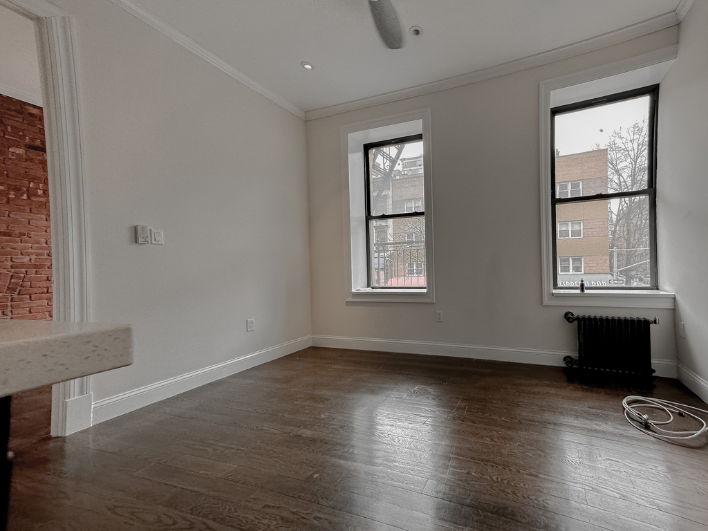 1379 Lexington Avenue - Photo 0