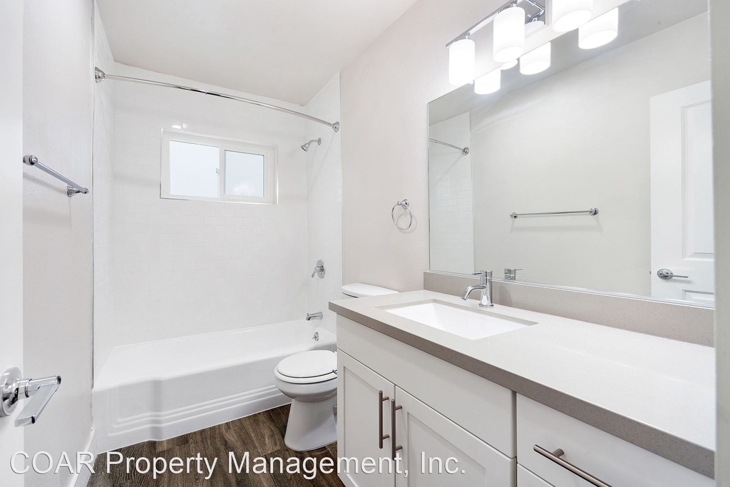 1761 Park Avenue - Photo 5