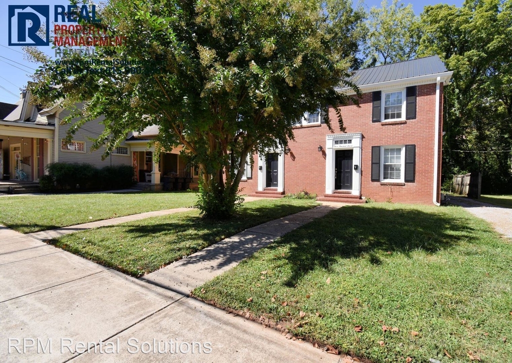 303a North Spring Street - Photo 2