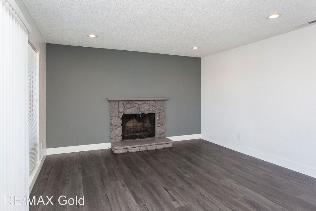 3070 Berrum Place - Photo 12