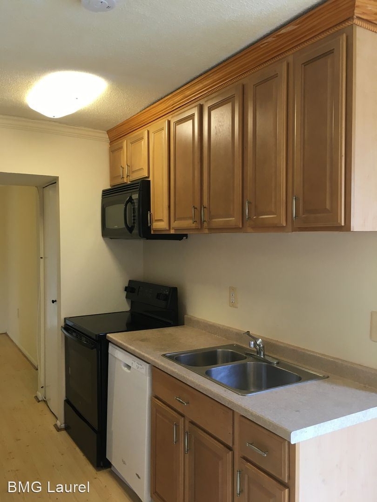 7712 Hanover Pkwy (unit 304) - Photo 5