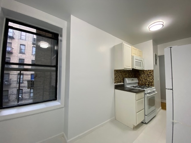 40 Thayer Street - Photo 10