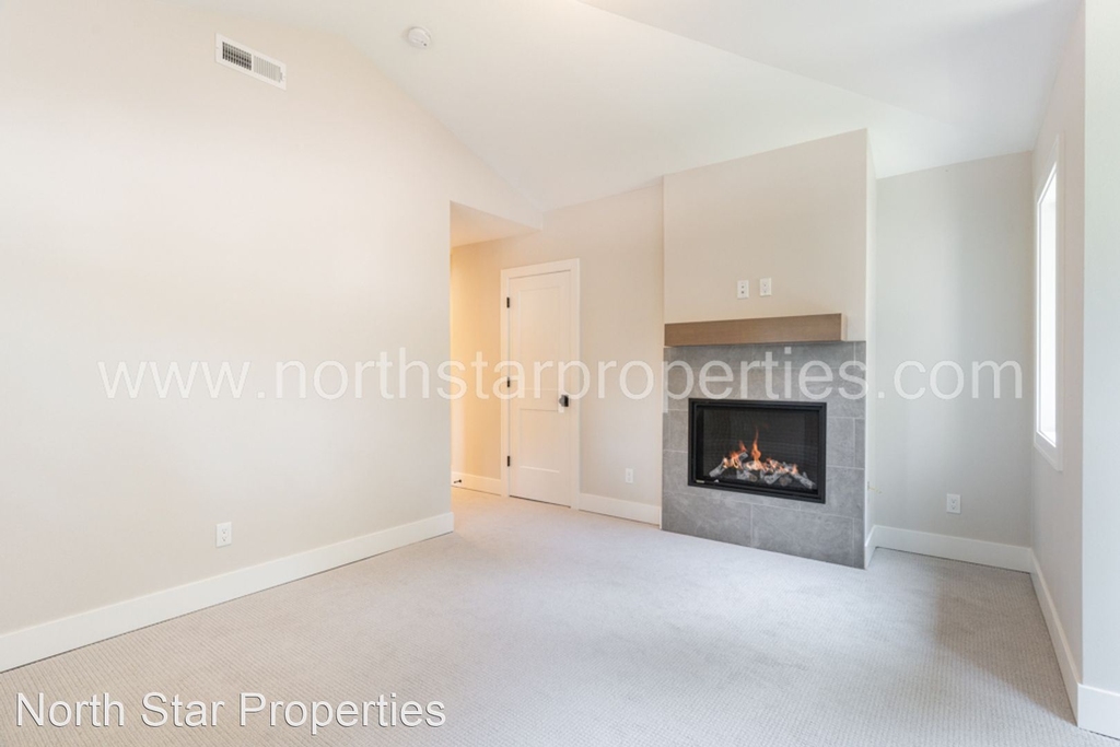 381 9th Street - Photo 19