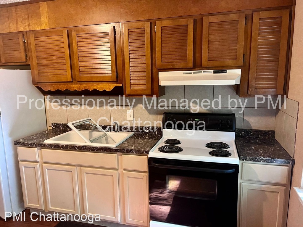 18 Inglenook Drive - Photo 0