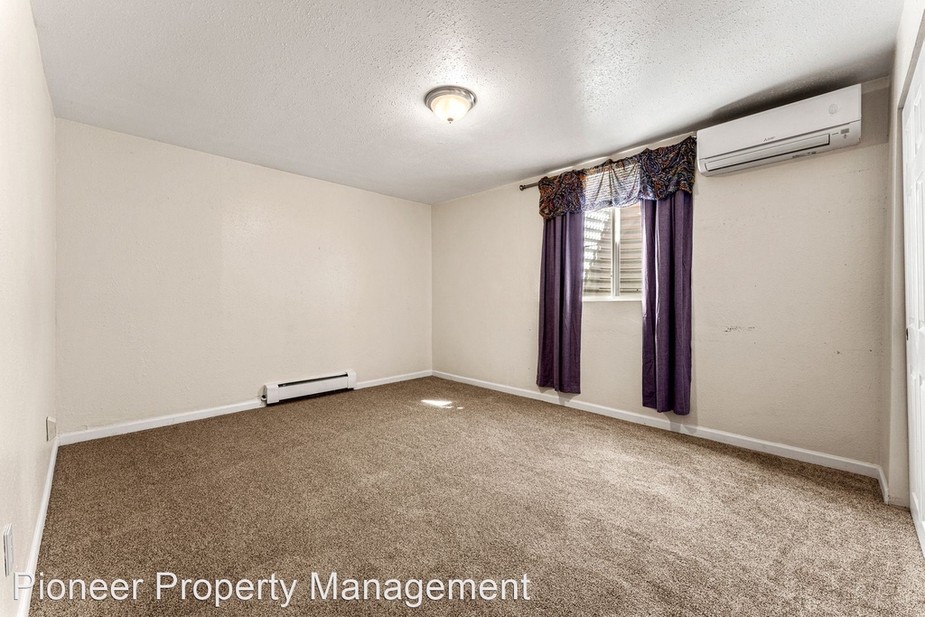 11928 W Independence Ave. - Photo 6