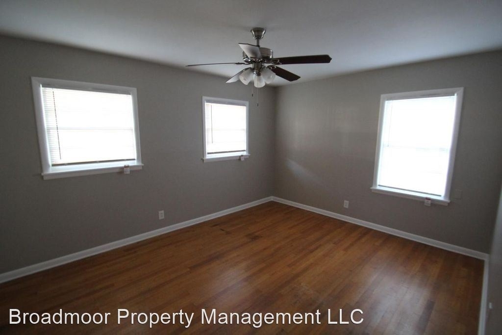 3704 Elm Park Road - Photo 2